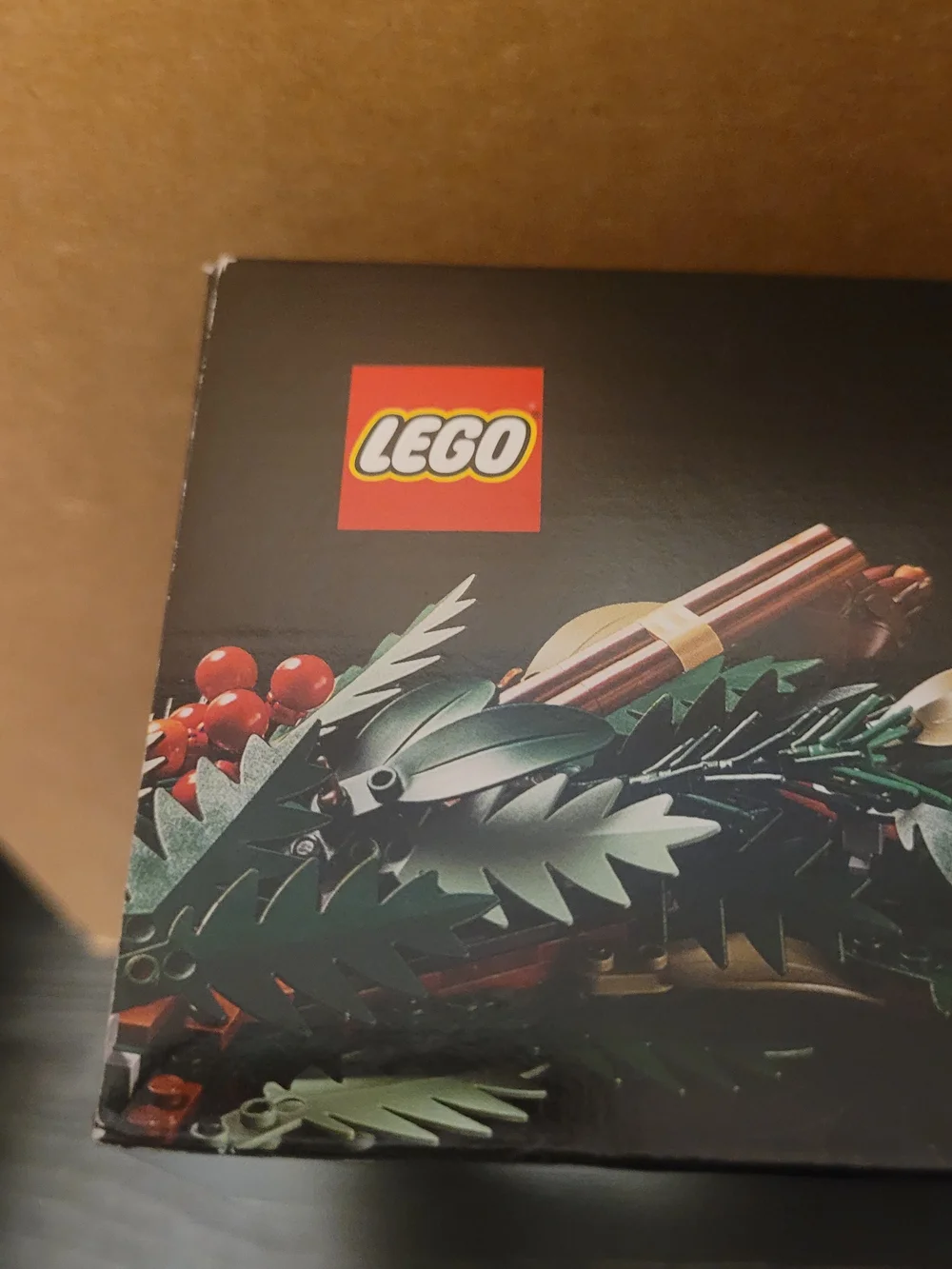LEGO Icons Wreath Botanical Collection Set 10340 - Picture 3 of 5